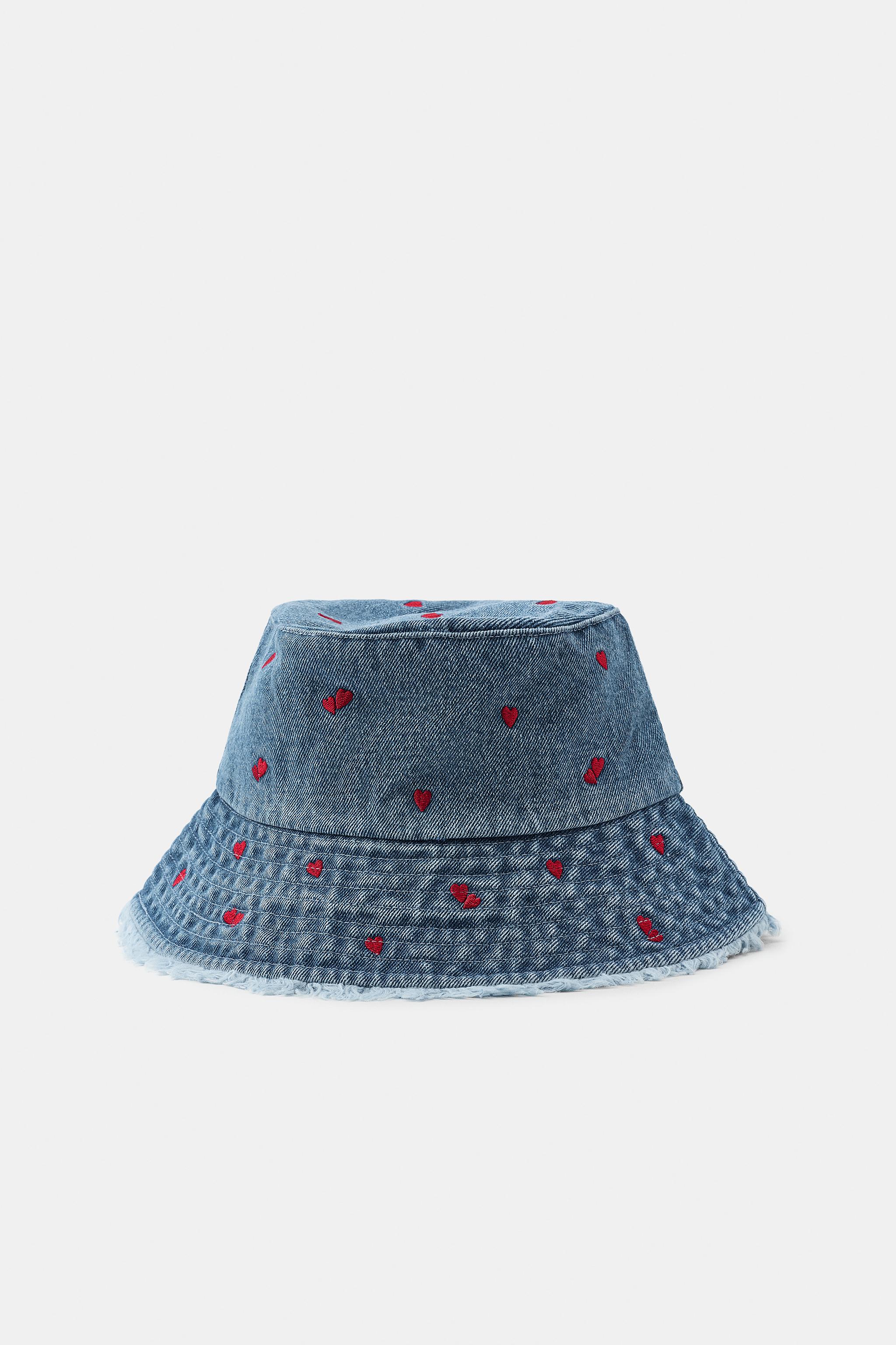 EMBROIDERED HEART DENIM BUCKET HAT